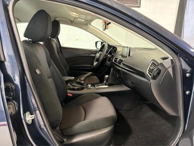 2016 Mazda Mazda3 i Sport