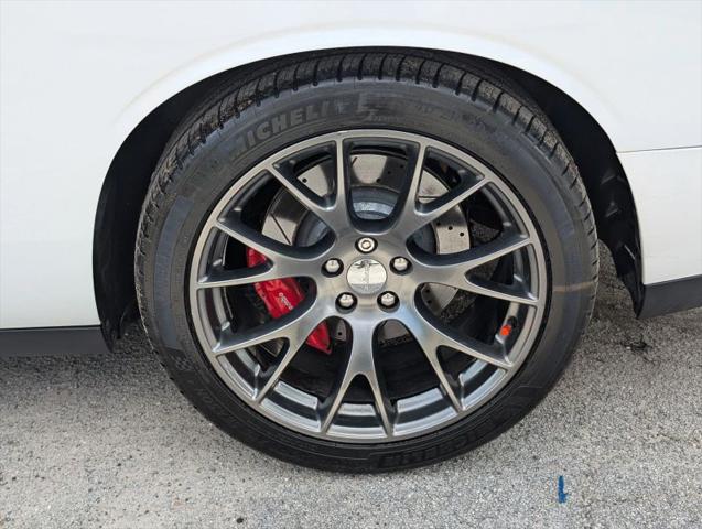 2016 Dodge Challenger SRT 392