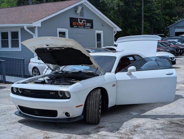 2016 Dodge Challenger SRT 392