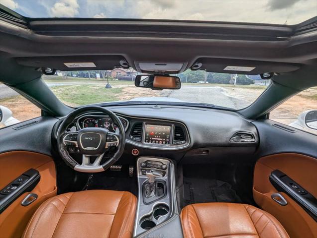 2016 Dodge Challenger SRT 392