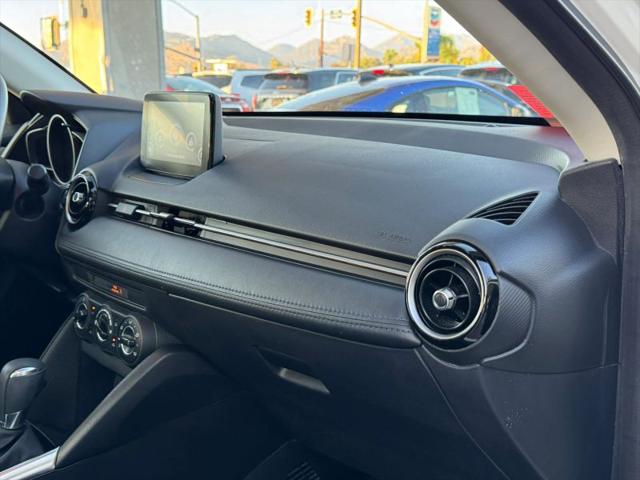 2019 Toyota Yaris LE