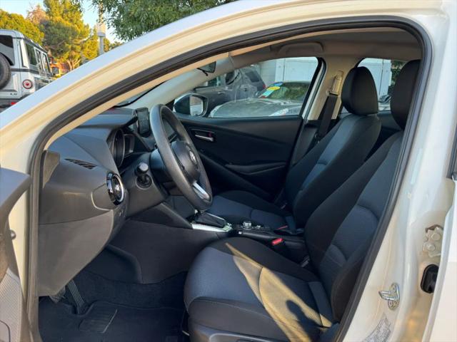 2019 Toyota Yaris LE