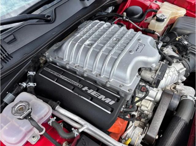 2016 Dodge Challenger SRT Hellcat