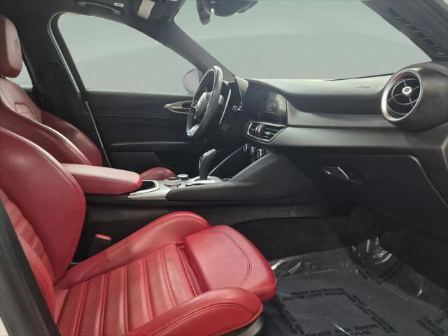 2023 Alfa Romeo Giulia Veloce RWD