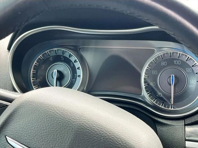 2021 Chrysler 300 Touring