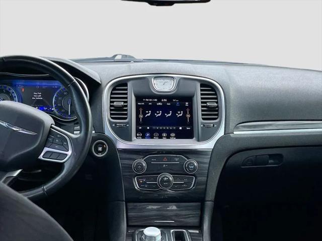 2021 Chrysler 300 Touring