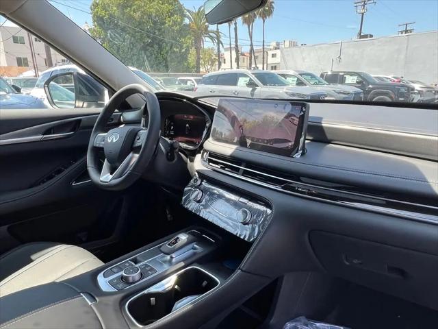 2027 INFINITI QX60 LUXE