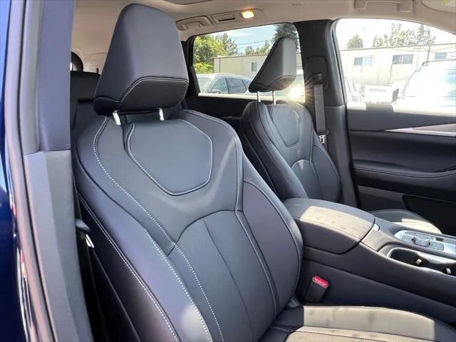 2027 INFINITI QX60 LUXE