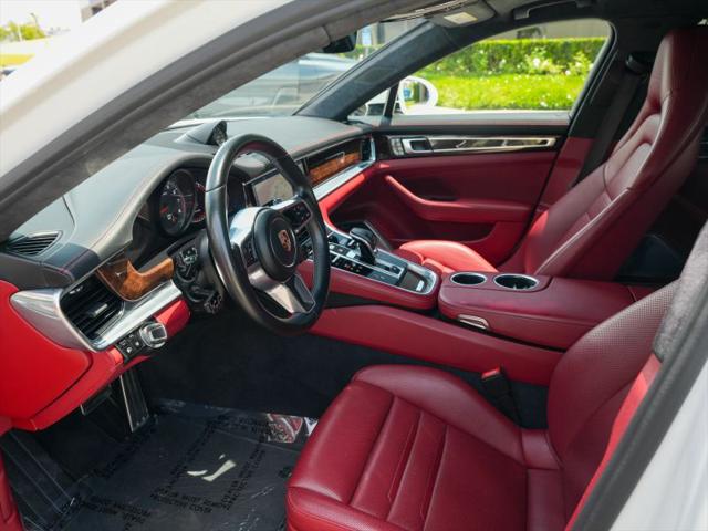 2017 Porsche Panamera Turbo