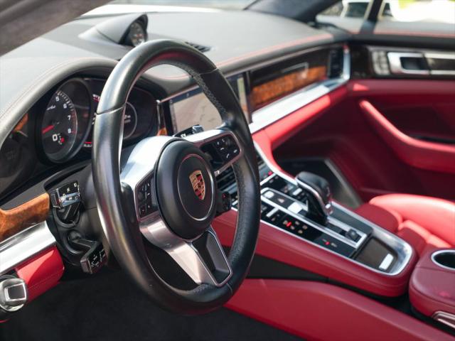 2017 Porsche Panamera Turbo