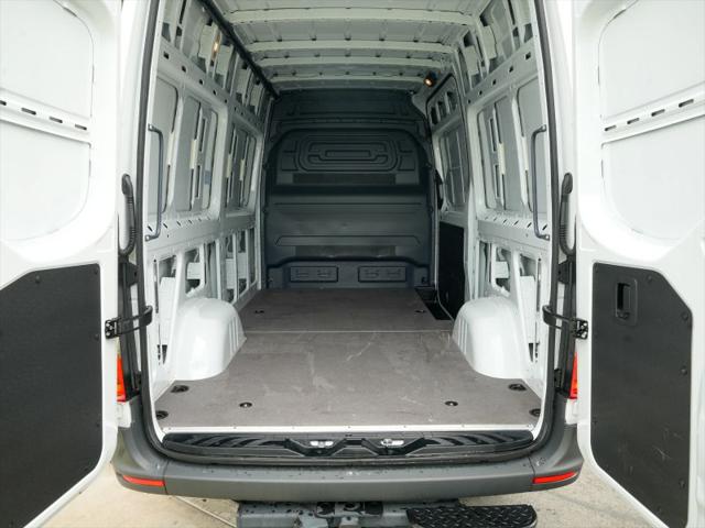 2025 Mercedes-Benz Sprinter 2500 Standard Roof 4-Cyl Diesel
