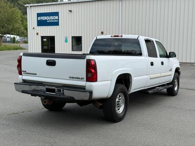2004 Chevrolet Silverado 2500HD LS