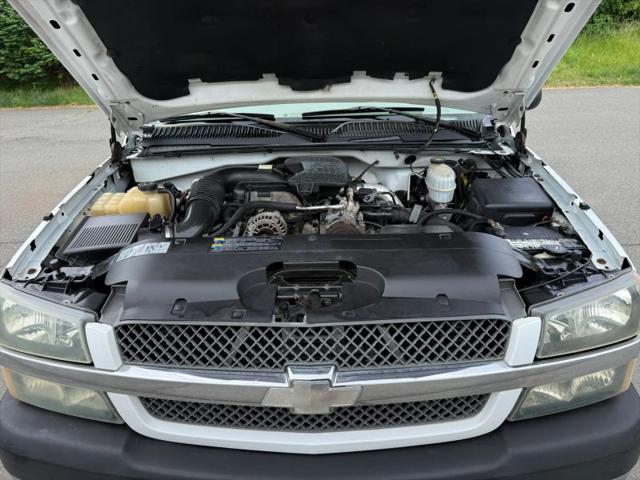 2004 Chevrolet Silverado 2500HD LS