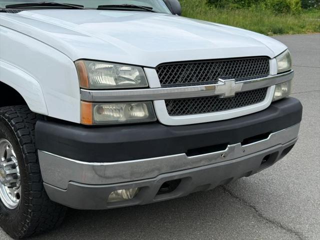 2004 Chevrolet Silverado 2500HD LS