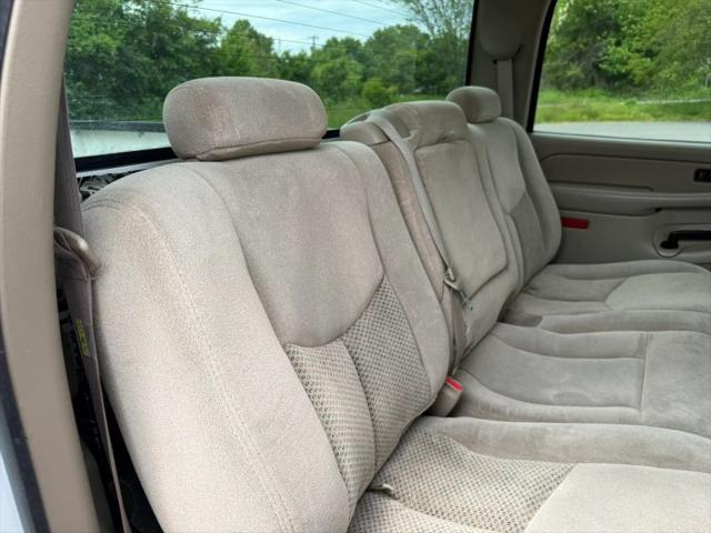 2004 Chevrolet Silverado 2500HD LS