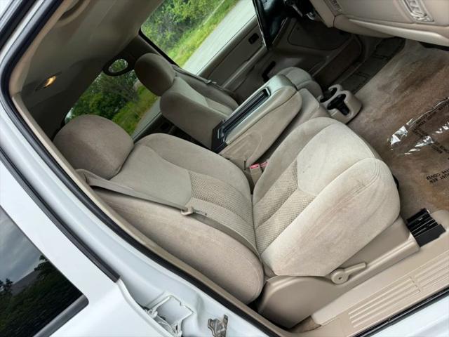 2004 Chevrolet Silverado 2500HD LS