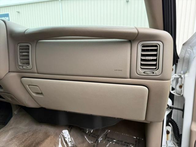 2004 Chevrolet Silverado 2500HD LS