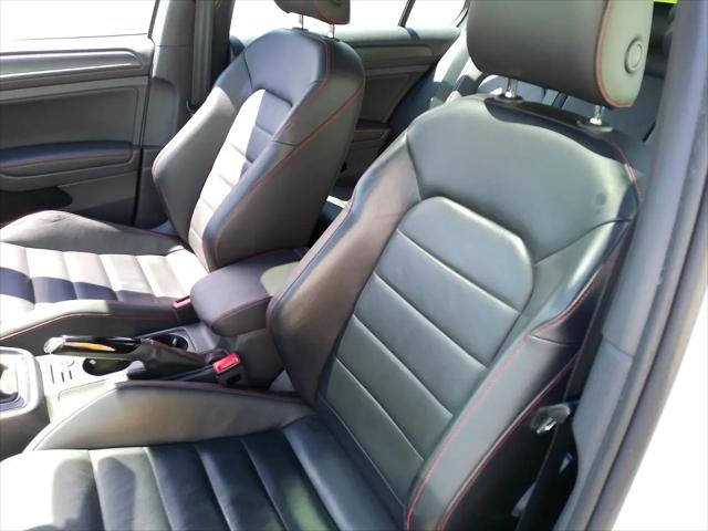2019 Volkswagen Golf GTI 2.0T SE