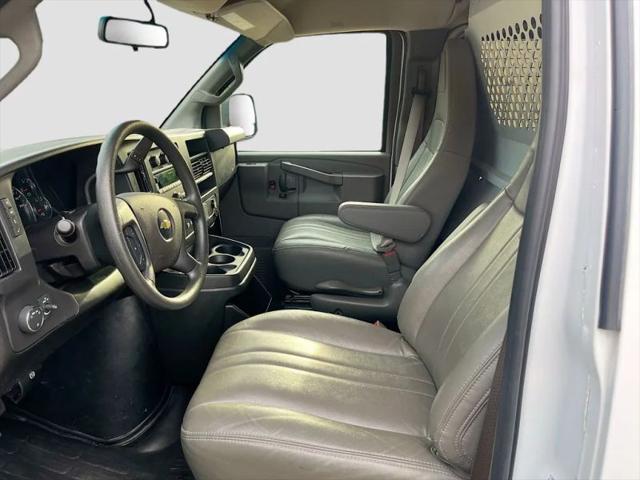 2025 Chevrolet Express Cargo Van RWD 2500 Regular Wheelbase WT