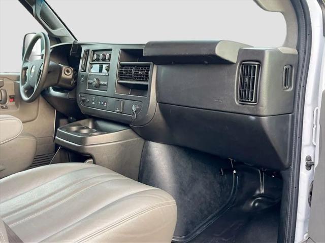 2025 Chevrolet Express Cargo Van RWD 2500 Regular Wheelbase WT