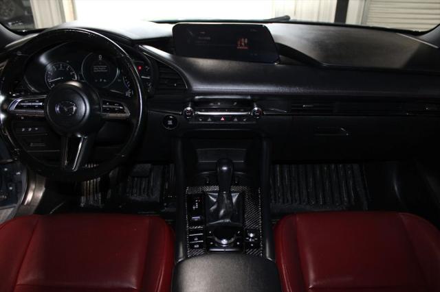 2023 Mazda Mazda3 2.5 S Carbon Edition