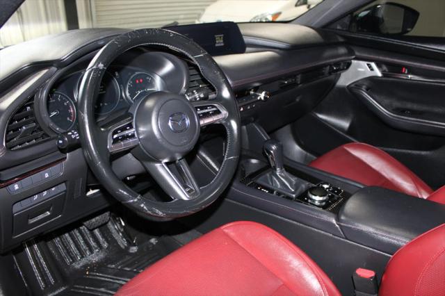 2023 Mazda Mazda3 2.5 S Carbon Edition