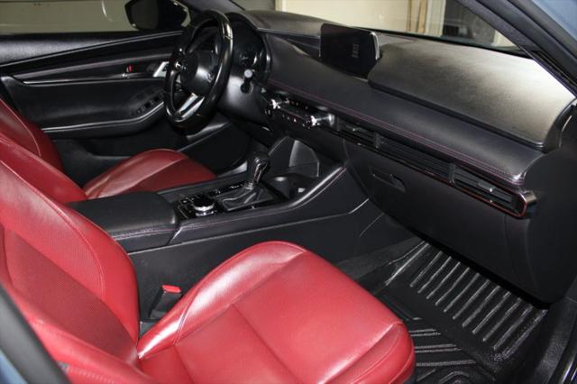 2023 Mazda Mazda3 2.5 S Carbon Edition