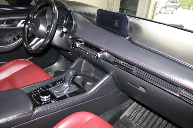 2023 Mazda Mazda3 2.5 S Carbon Edition