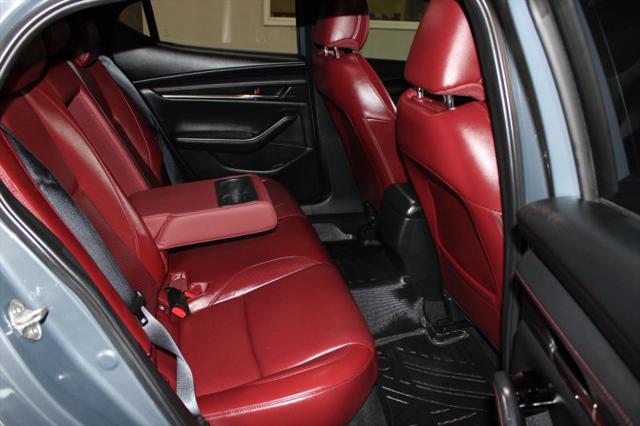 2023 Mazda Mazda3 2.5 S Carbon Edition
