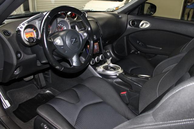 2012 Nissan 370Z Base