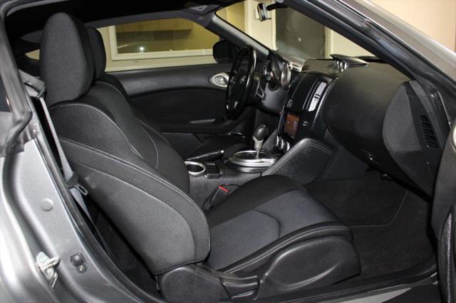2012 Nissan 370Z Base