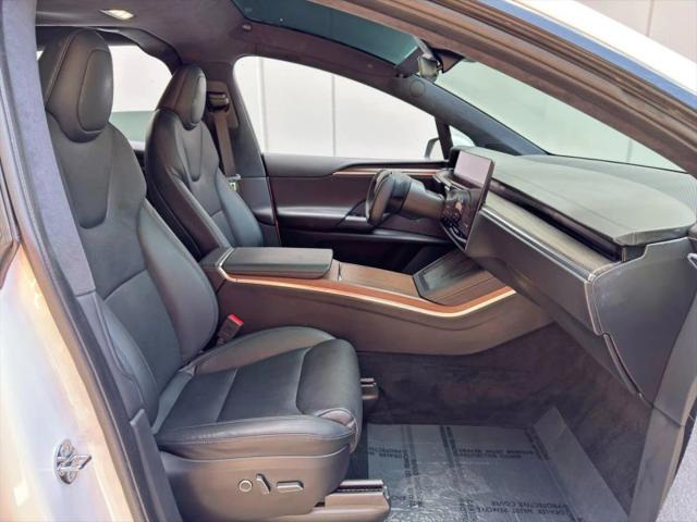 2022 Tesla Model X Dual Motor All-Wheel Drive