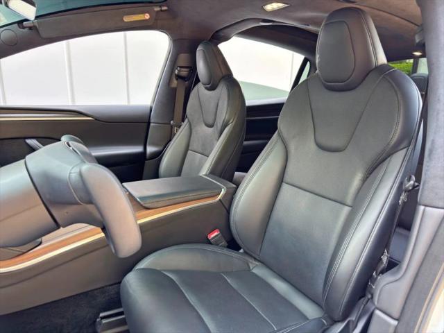 2022 Tesla Model X Dual Motor All-Wheel Drive