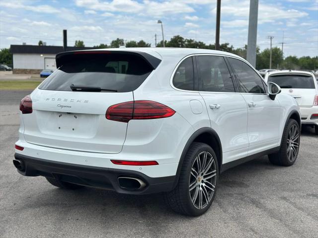 2016 Porsche Cayenne Base