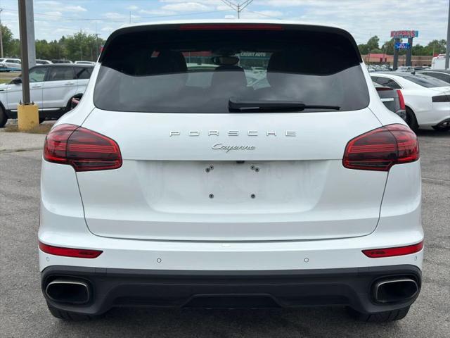 2016 Porsche Cayenne Base