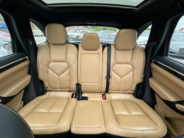 2016 Porsche Cayenne Base