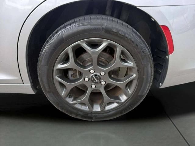 2016 Chrysler 300 300S