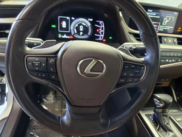 2021 Lexus ES 300h 300h