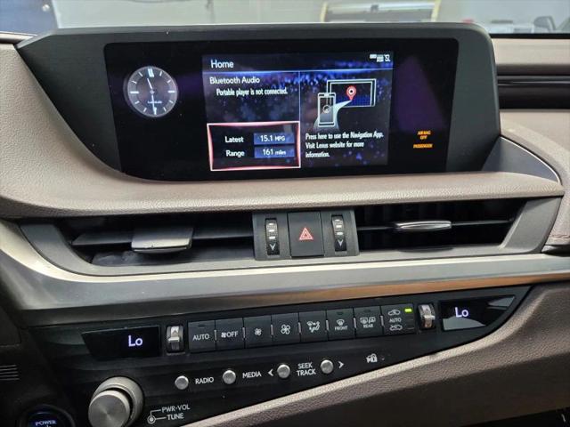 2021 Lexus ES 300h 300h