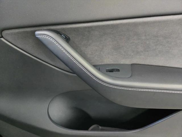 2021 Tesla Model Y Standard Range Rear-Wheel Drive