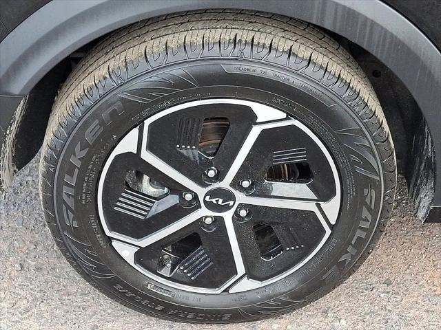 2024 Kia Niro EX