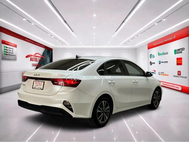 2023 Kia Forte LXS