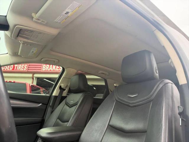 2017 Cadillac XT5 Premium Luxury