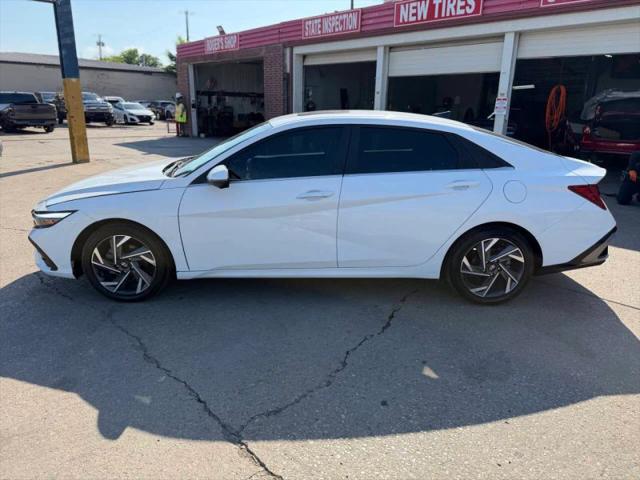 2024 Hyundai Elantra Limited