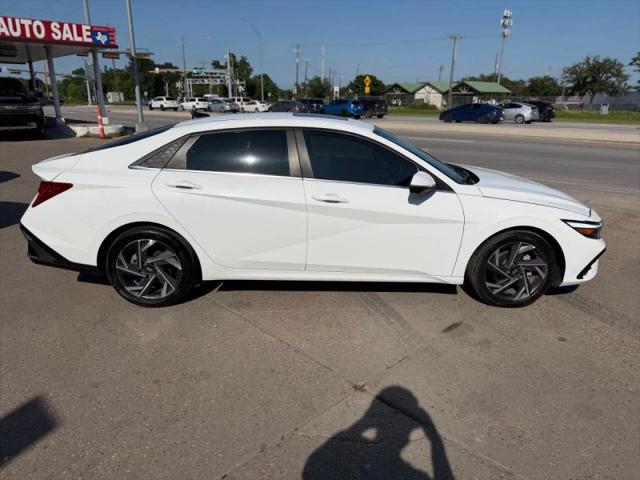 2024 Hyundai Elantra Limited