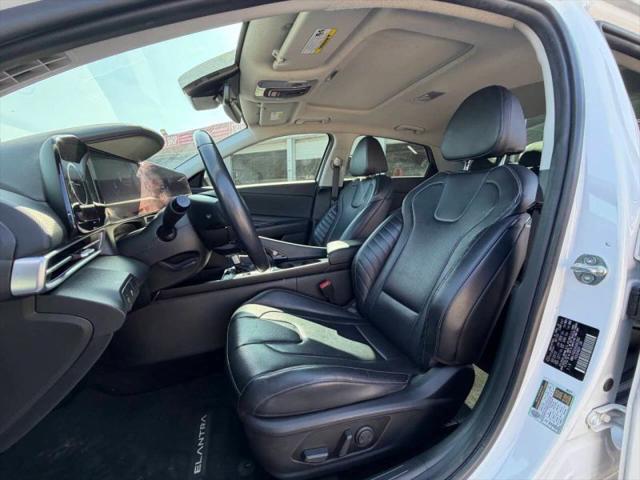 2024 Hyundai Elantra Limited