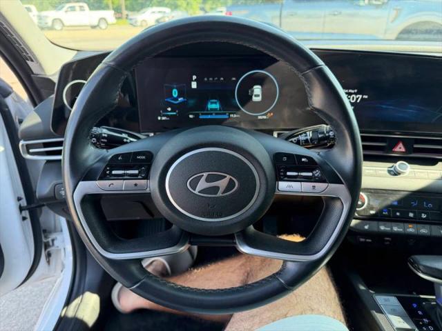 2024 Hyundai Elantra Limited