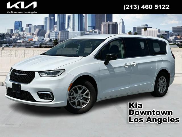 2024 Chrysler Pacifica Touring L for sale in Los Angeles, CA