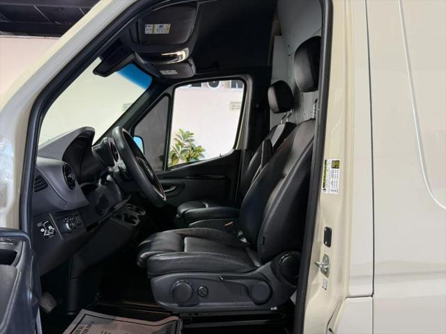 2022 Mercedes-Benz Sprinter 2500 Standard Roof I4 Diesel