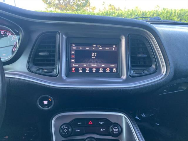 2020 Dodge Challenger SXT